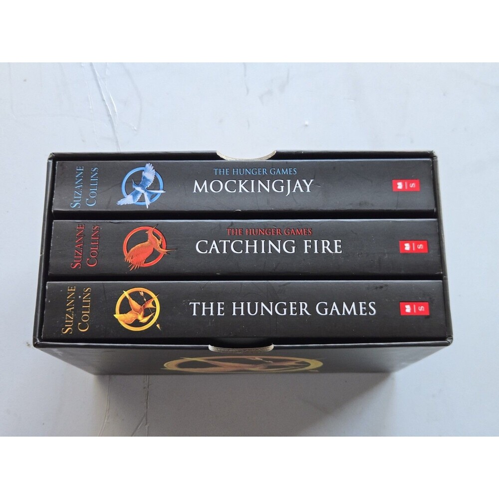 The Hunger Games Trilogy Box Set (Book Set) by Suzanne Collins 3 Paperback Books